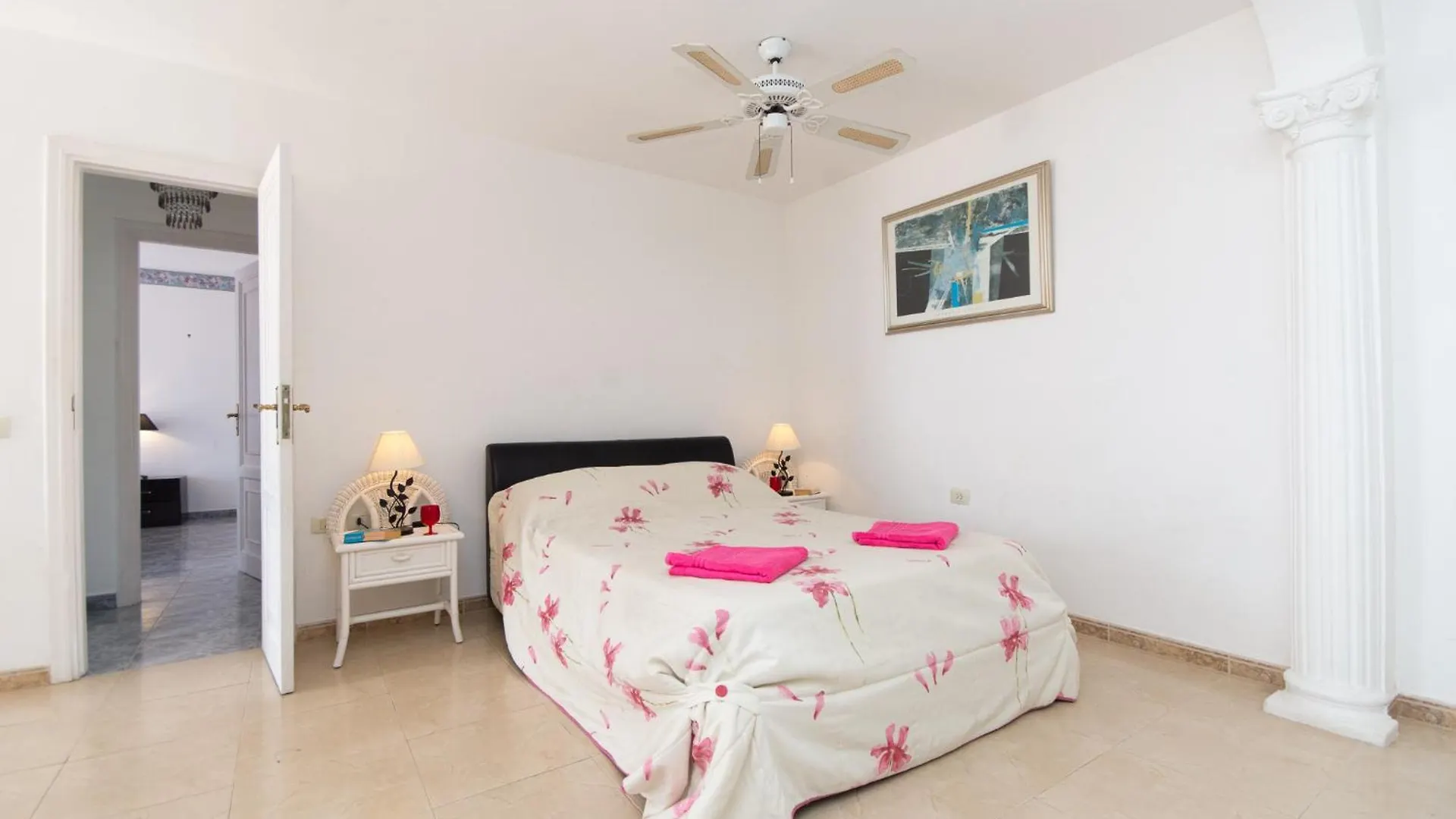 Beautiful 3 Bedroom Holiday Villa Callao Salvaje 0*,  Spanien